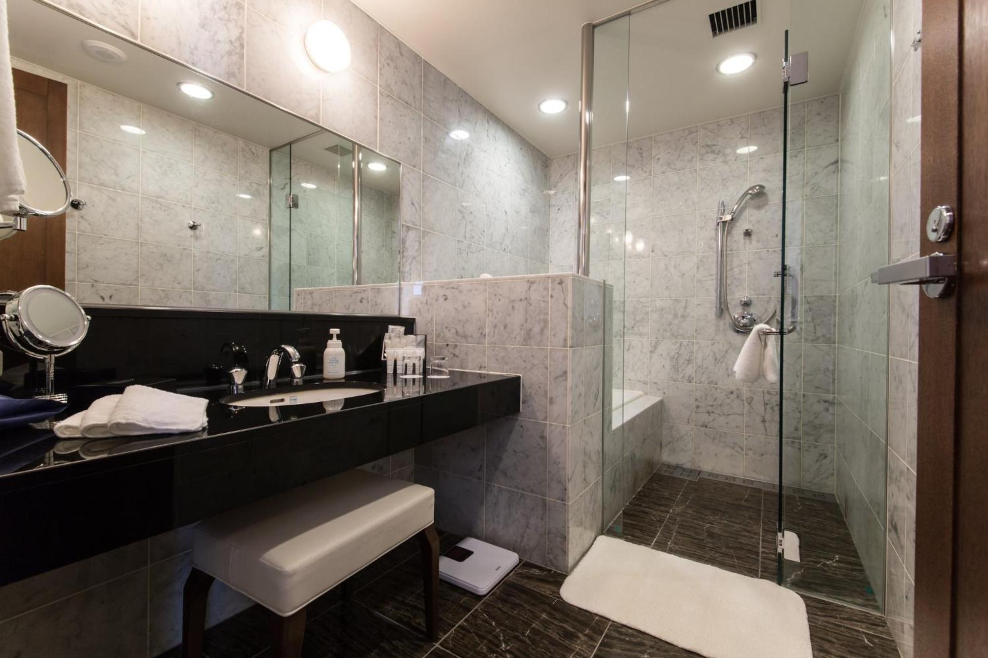Hotel Ana Crowne Plaza Yonago By Ihg Exterior foto
